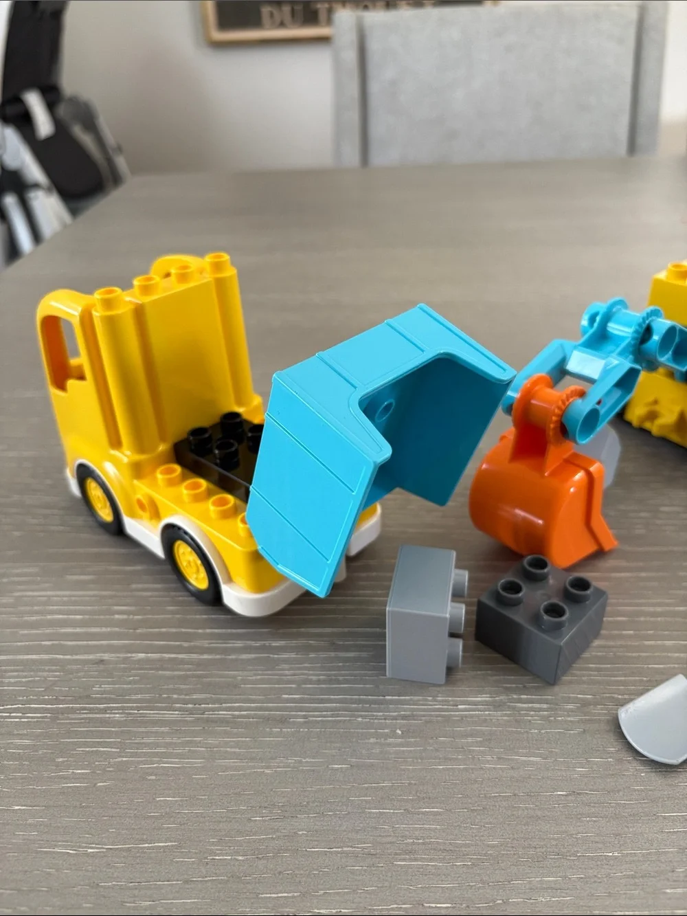 Lego Duplo excavator & dump truck